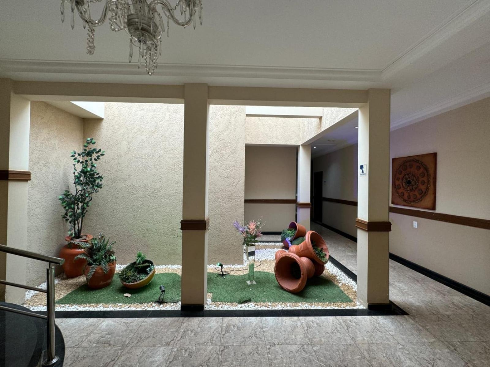Paradise Inn Hotel 카탄두바 외부 사진