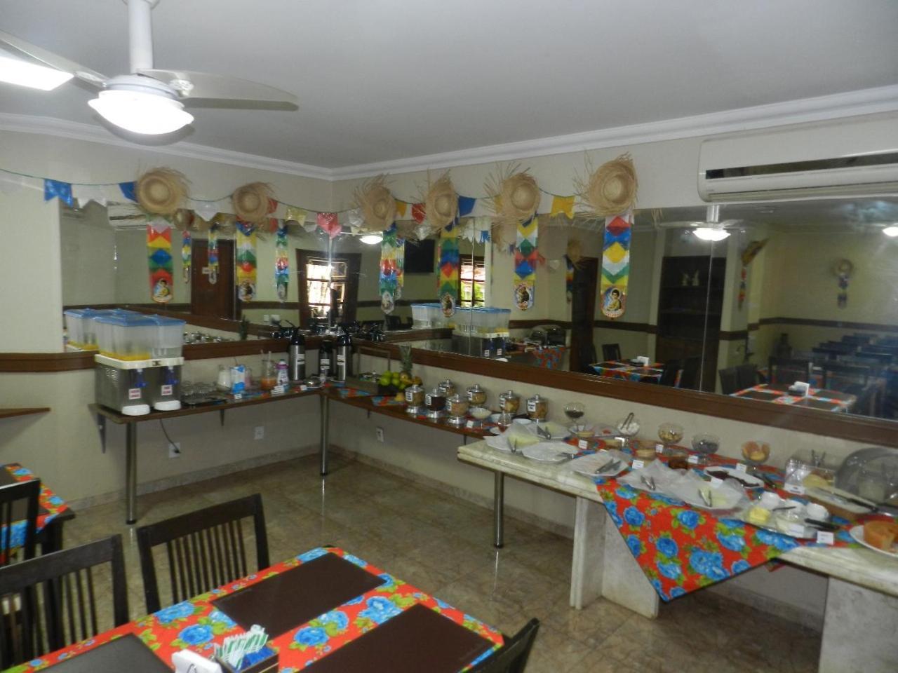 Paradise Inn Hotel 카탄두바 외부 사진