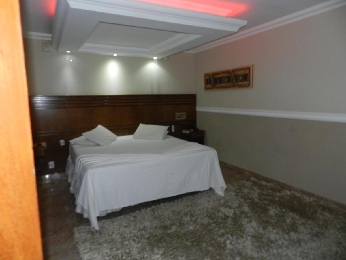 Paradise Inn Hotel 카탄두바 외부 사진